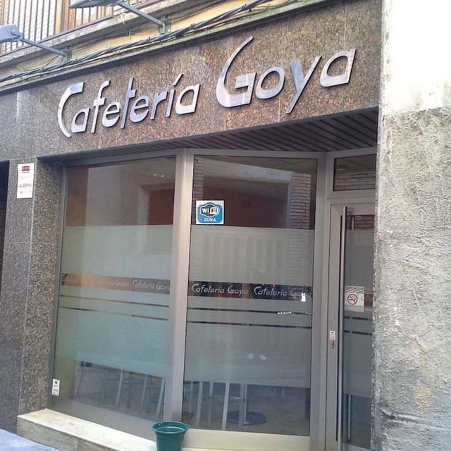 Hostal Cafetería Goya fachada
